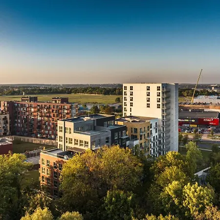 New Luxury 2br With Wifi, Sonos Sound, Tv, Led Ambience & Air Conditioning In Kaunas, Freda * Kowno