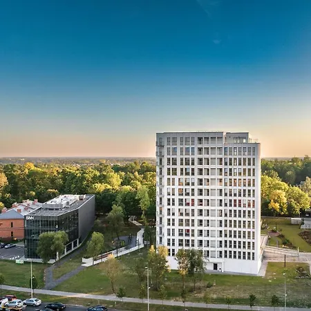 Apartament New Luxury 2br With Wifi, Sonos Sound, Tv, Led Ambience & Air Conditioning In Kaunas, Freda *